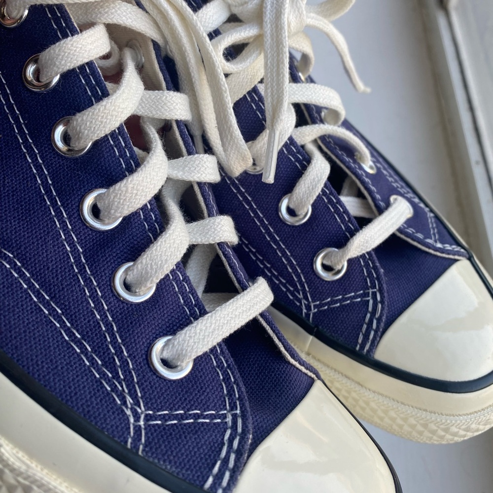 Navy/Purple Converse Unisex Size 9 Women